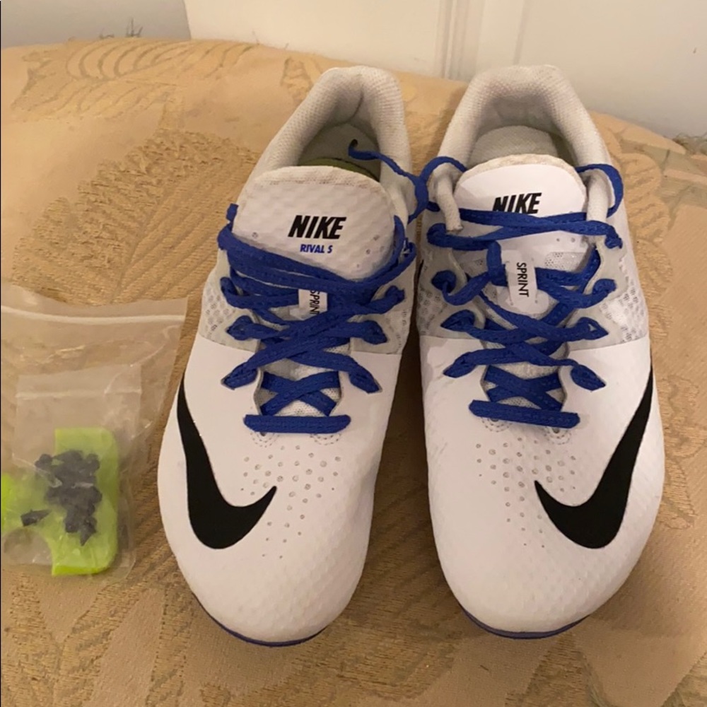 Nike track spikes